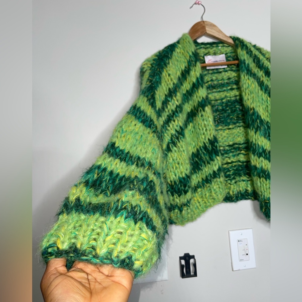 E WITH  LOVE  ZOE Cropped hand dyed cardigan - Picture 9 of 10